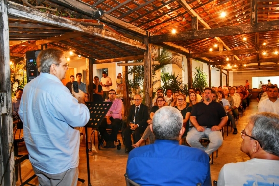  Associação de Moradores do San Vale homenageia o prefeito Álvaro Dias  