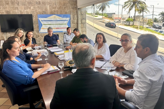 Reunião alinha homologação de aprovados no concurso para professores 