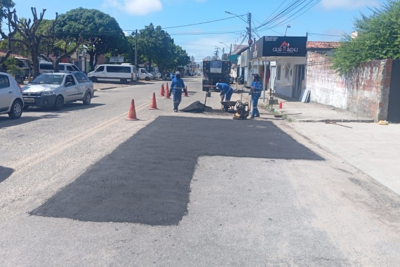 Prefeitura já realizou serviço de recuperação viária em 300 ruas de Natal