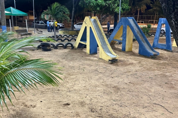 Prefeitura leva iluminação em LED a praças da Zona Norte