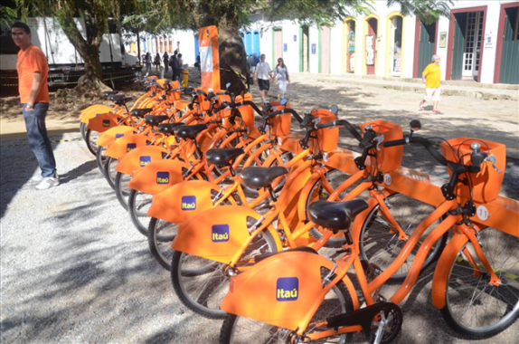 Prefeitura do Natal propõe parceria com Banco Itaú para incentivar mobilidade por bicicletas