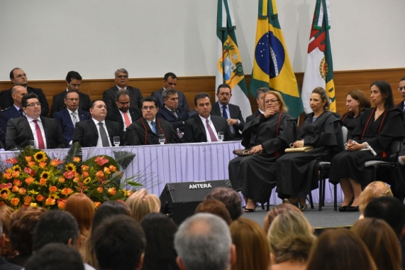Prefeito Carlos Eduardo participa da posse do Procurador Geral de Justiça do RN