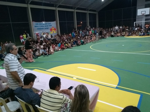 Prefeito Álvaro Dias participa da festa da família na Escola Municipal Laércio Fernandes