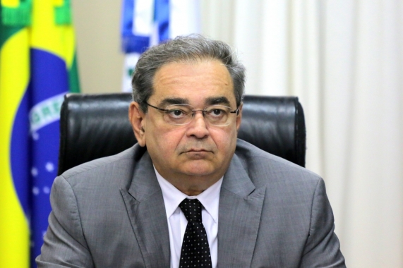 Prefeito Álvaro Dias sanciona Leis que beneficiam idosos na capital potiguar