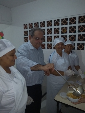Prefeitura implanta “Sopa Solidária” na comunidade do Novo Horizonte