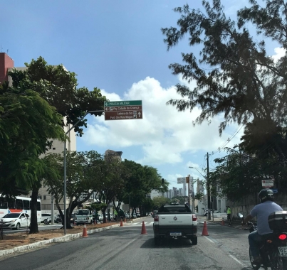 Avenida Hermes da Fonseca ganha novo semáforo
