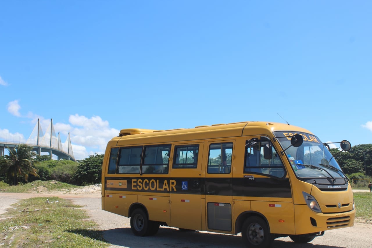 Prefeitura amplia para 15 ônibus a frota do transporte escolar para estudantes com deficiência
