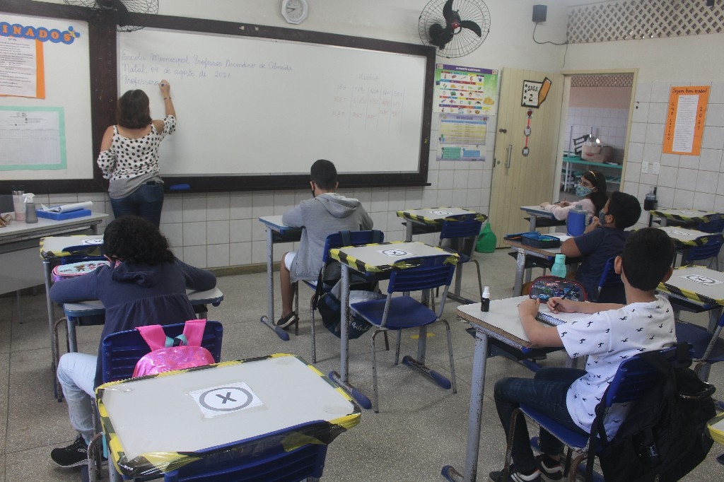 Prefeitura de Natal convoca 81 professores e educadores infantis para contratação temporária