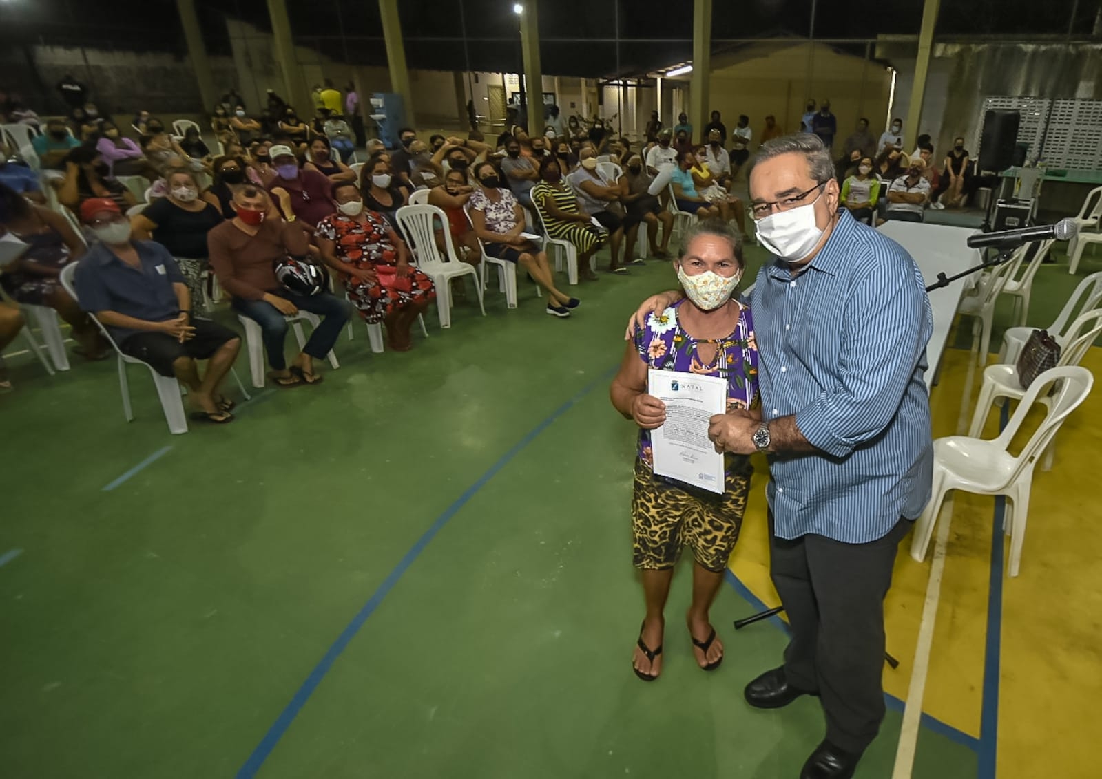 Prefeitura de Natal entrega mais 177 títulos de regularização fundiária aos moradores do Planalto 