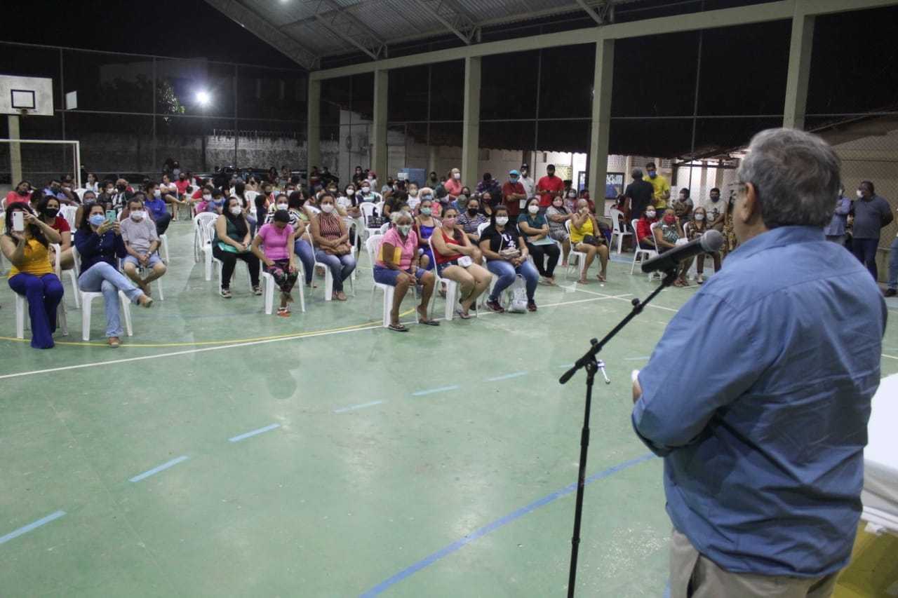 Títulos de Regularização Fundiária são entregues a mais 132 famílias do bairro Planalto