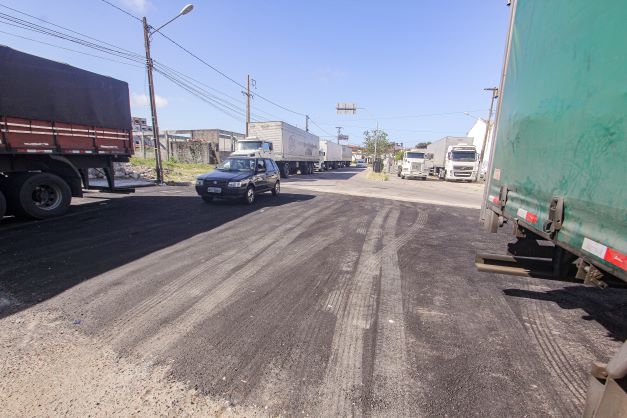 Avenida Hildebrando de Gois é liberada para tráfego após recuperação de trecho