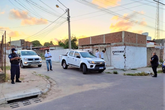 Guarda Municipal garante demolição de estrutura comercial irregular na Zona Norte 