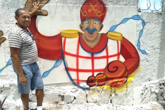 Vila de Ponta Negra resgata história em arte grafite na revitalização do Beco das Cores