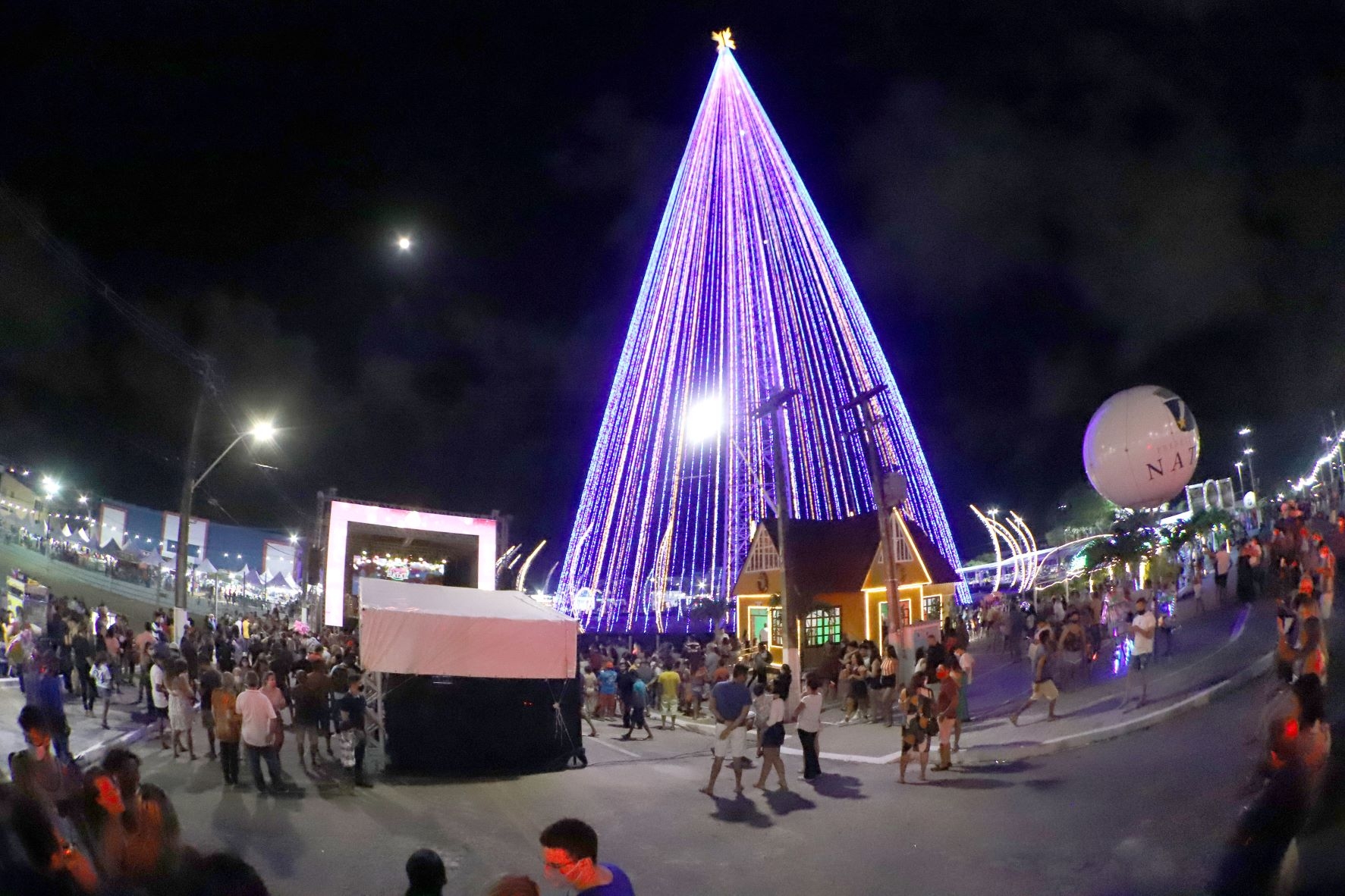 Quarta semana de programação do Natal em Natal reúne forró, teatro, Carnabeco e espetáculos