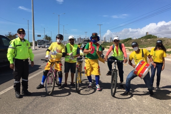 Fim de semana com blitz educativa e muita pedalada na cidade