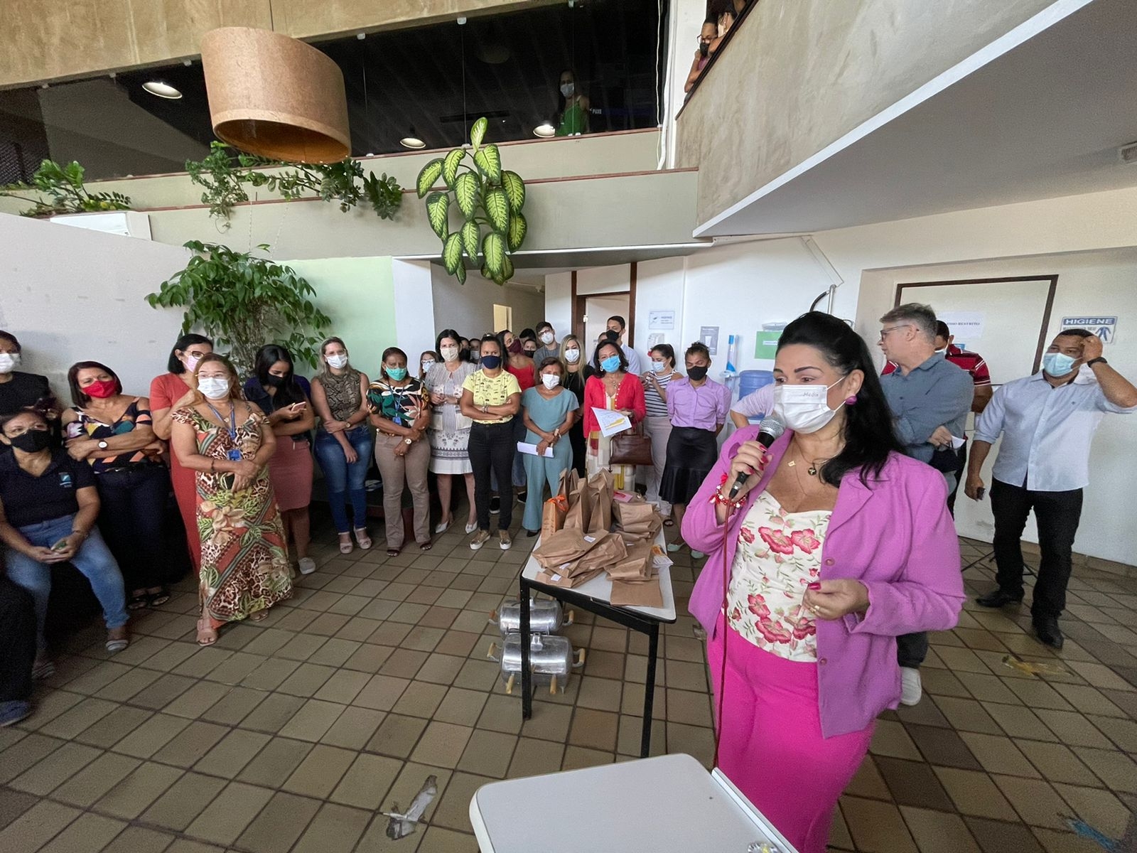  Secretaria Municipal de Educação celebra Dia Internacional da Mulher