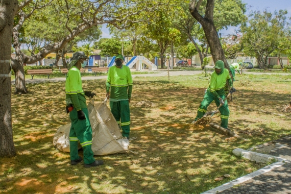 Semsur realiza mais de 190 ações de limpeza de praças no primeiro trimestre