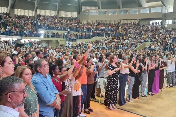 Culto Domingo da Nova História reuniu centenas de pessoas