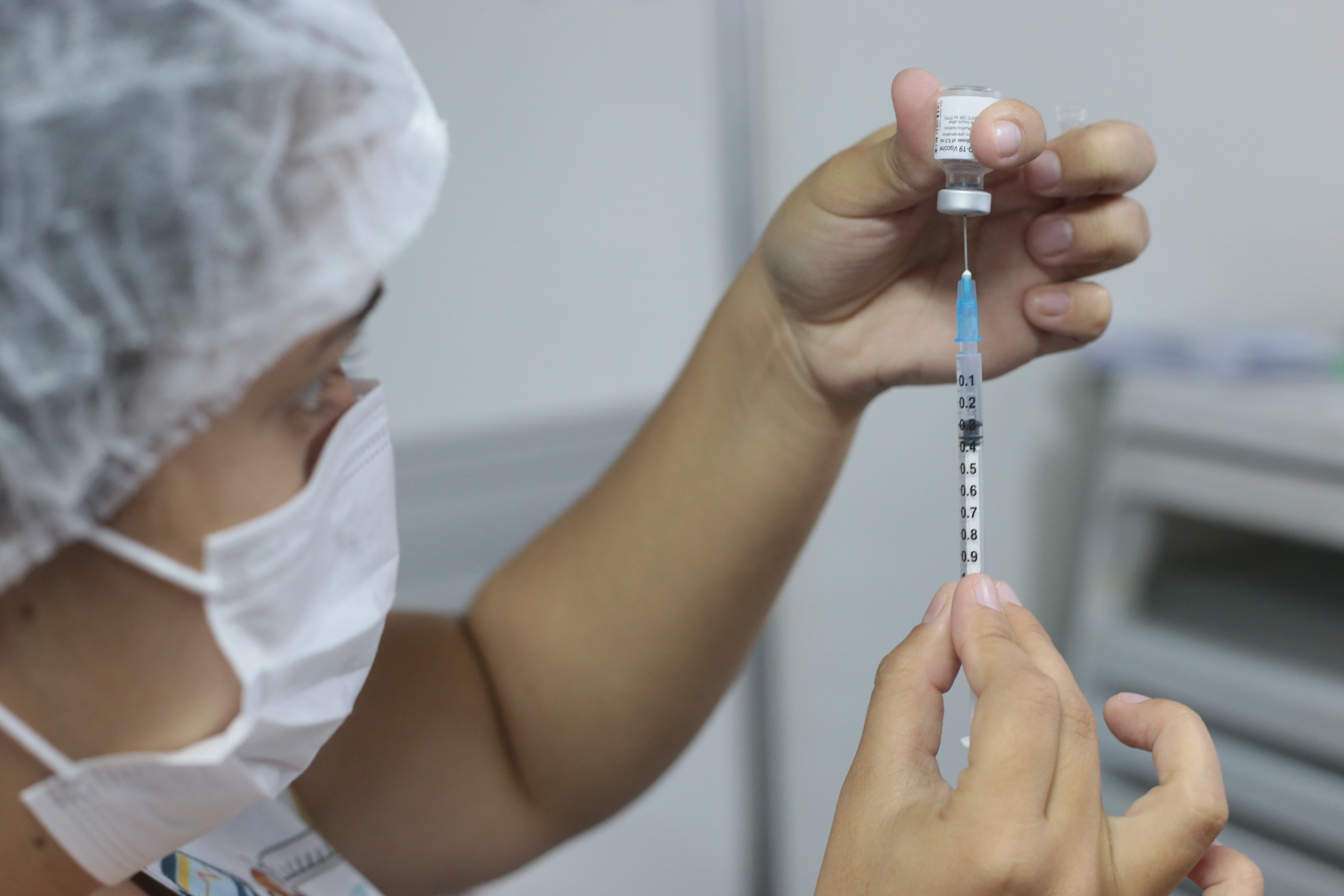 Natal inicia D4 da vacinação contra Covid-19 para população a partir de 50 anos