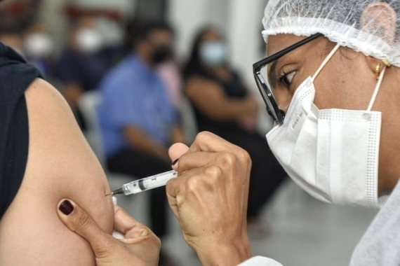 Natal aplicou mais de 1.200 vacinas em pontos itinerantes montados pela Prefeitura no São João
