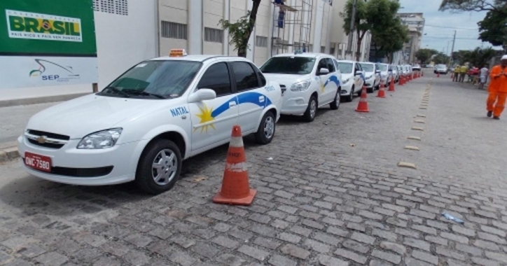 STTU prossegue com vistoria em táxis para emissão de alvará de permissão