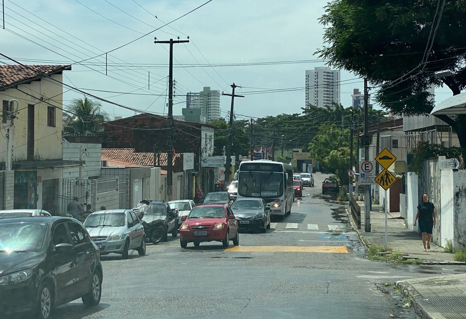Linhas de ônibus do bairro Neópolis tem itinerário modificado 