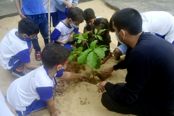Unidades Escolares recebem plantio do Projeto Planta Natal