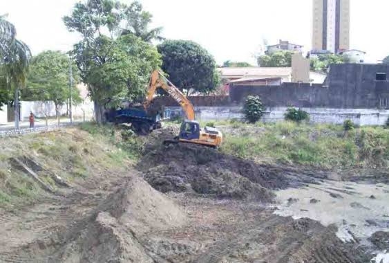 Lagoa de captação de Cidade Praia recebe manutenção nesta terça-feira