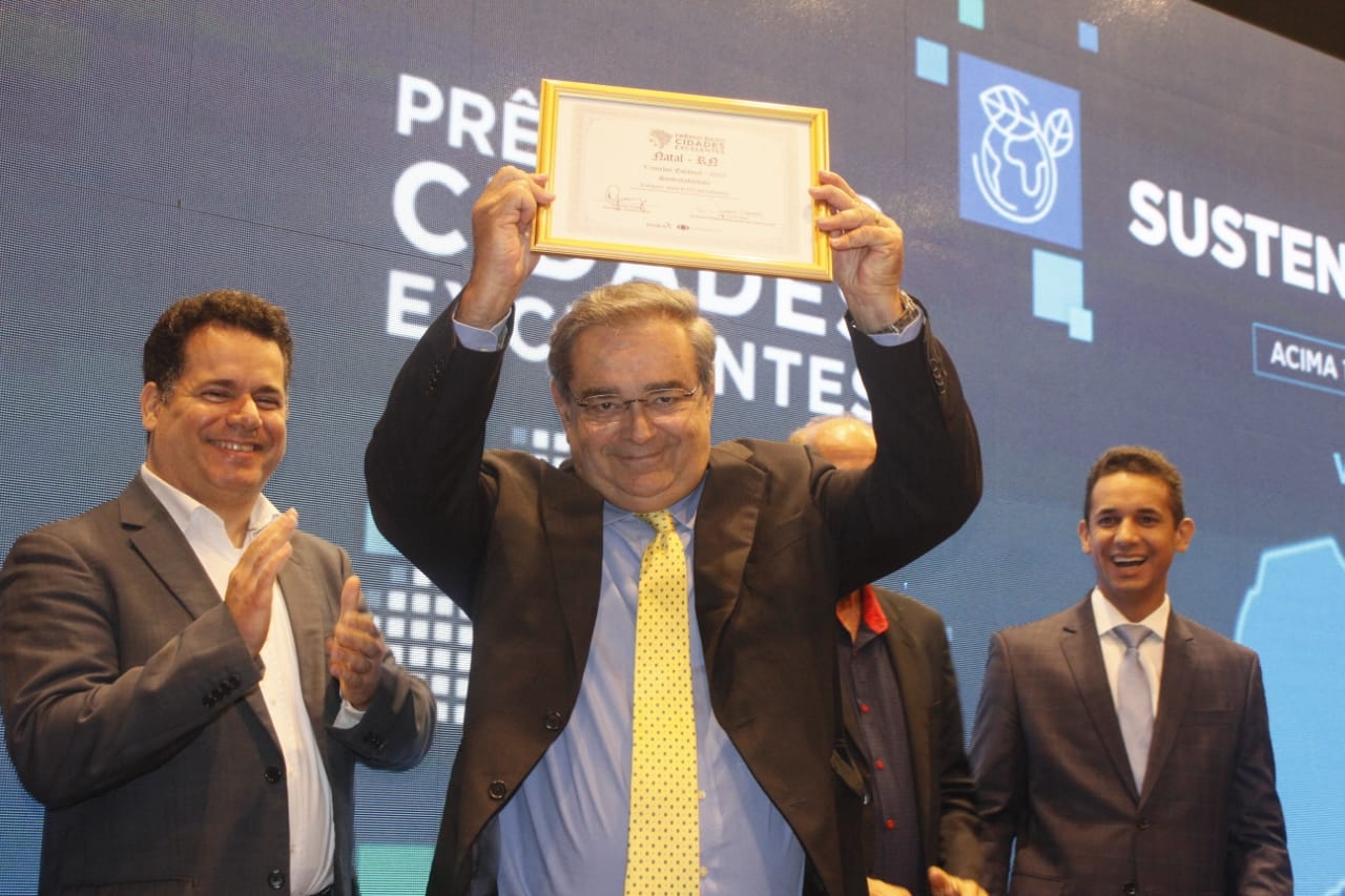 Prefeito Álvaro Dias conquista prêmio em sete categorias no Band Cidades Excelentes