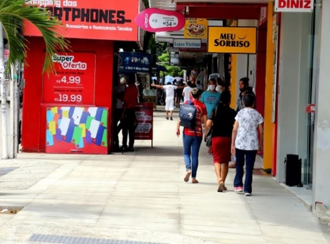 Prefeitura cria modalidade de licenciamento simplificado e aumenta rol de empresas com dispensa