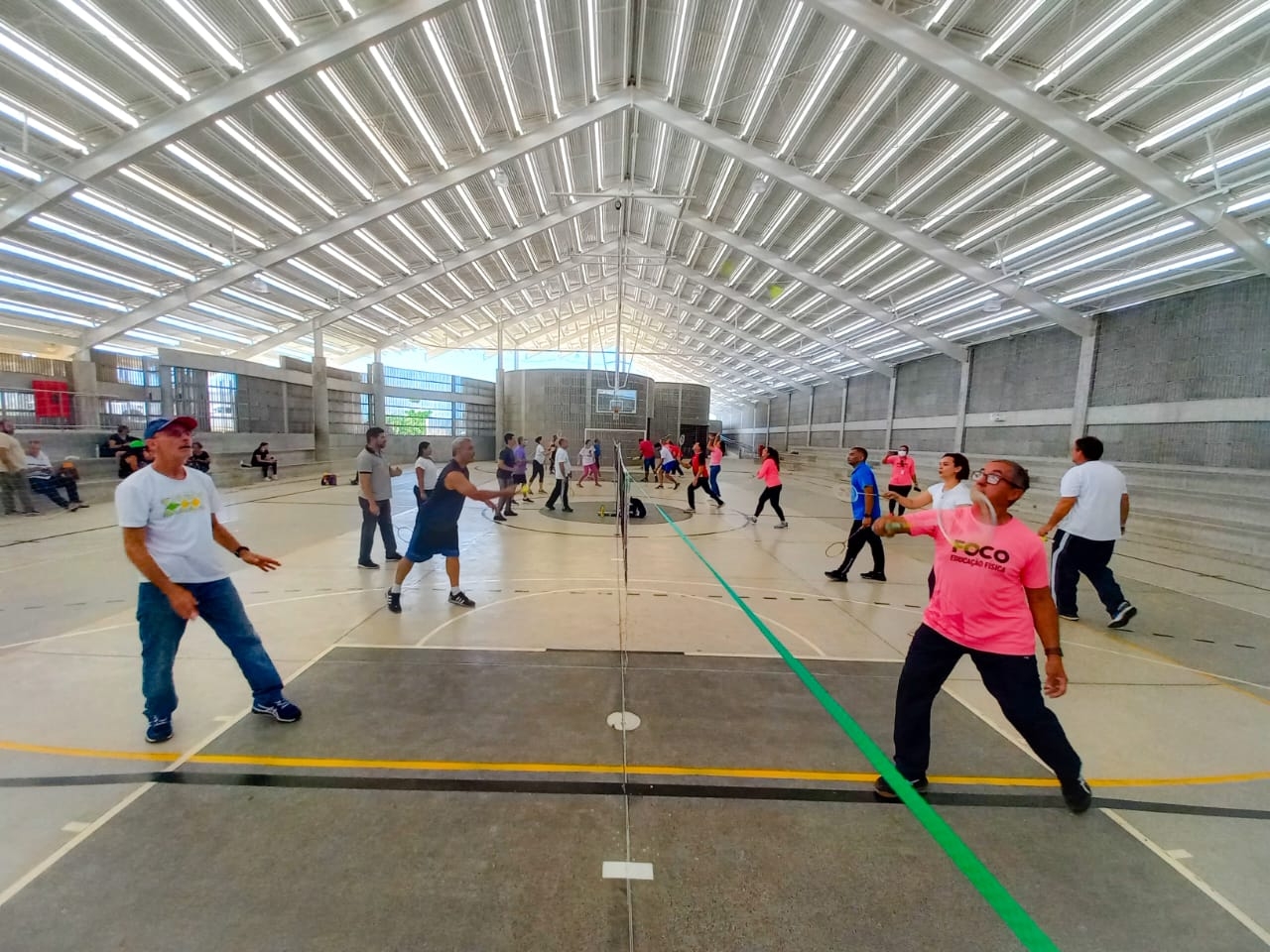 Formação de Badminton leva professores para a Arena Mãe Luiza 