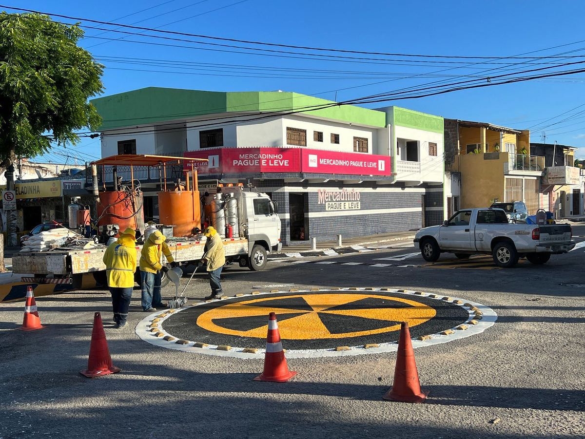 Com foco na redução de acidentes, Prefeitura recupera rotatórias na região Oeste 