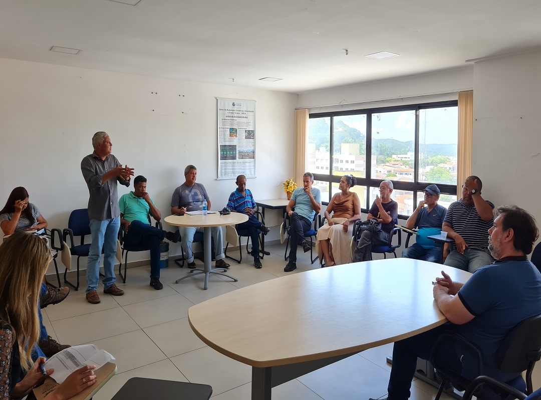 Semurb recebe trabalhadores da praia de Ponta Negra para conhecer o projeto de engorda 