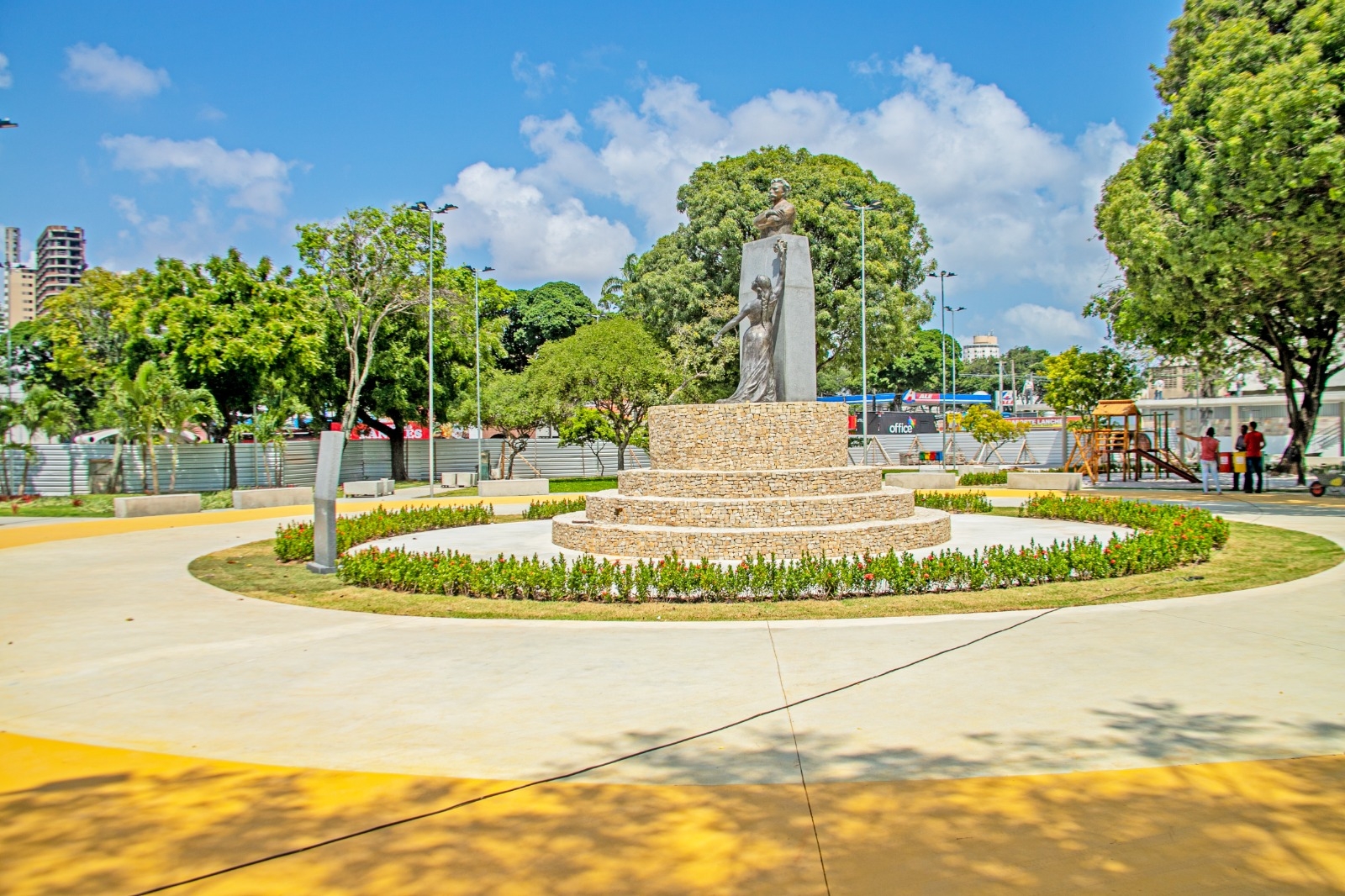Moderna e funcional, Praça Pedro Velho será entregue no próximo sábado (2)