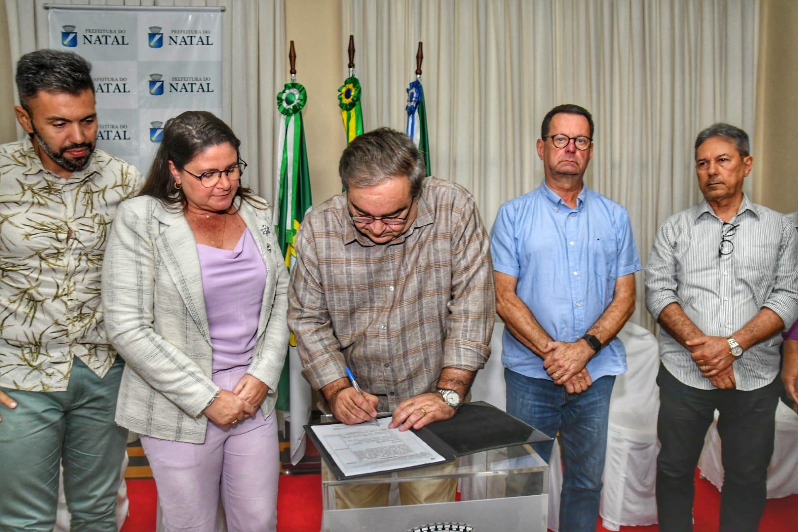Assinada a ordem de serviço para recapeamento asfáltico que integra o programa Asfalto Novo 