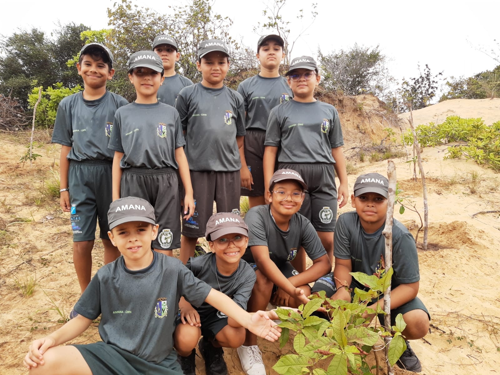 Dia da árvore: Agentes mirins ambientais participam de plantio no Parque da Cidade