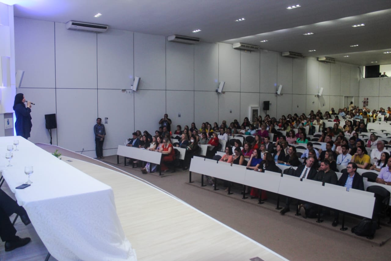 Planejamento Estratégico da Rede Pública de Educação de Natal é debatido em evento no Cemure