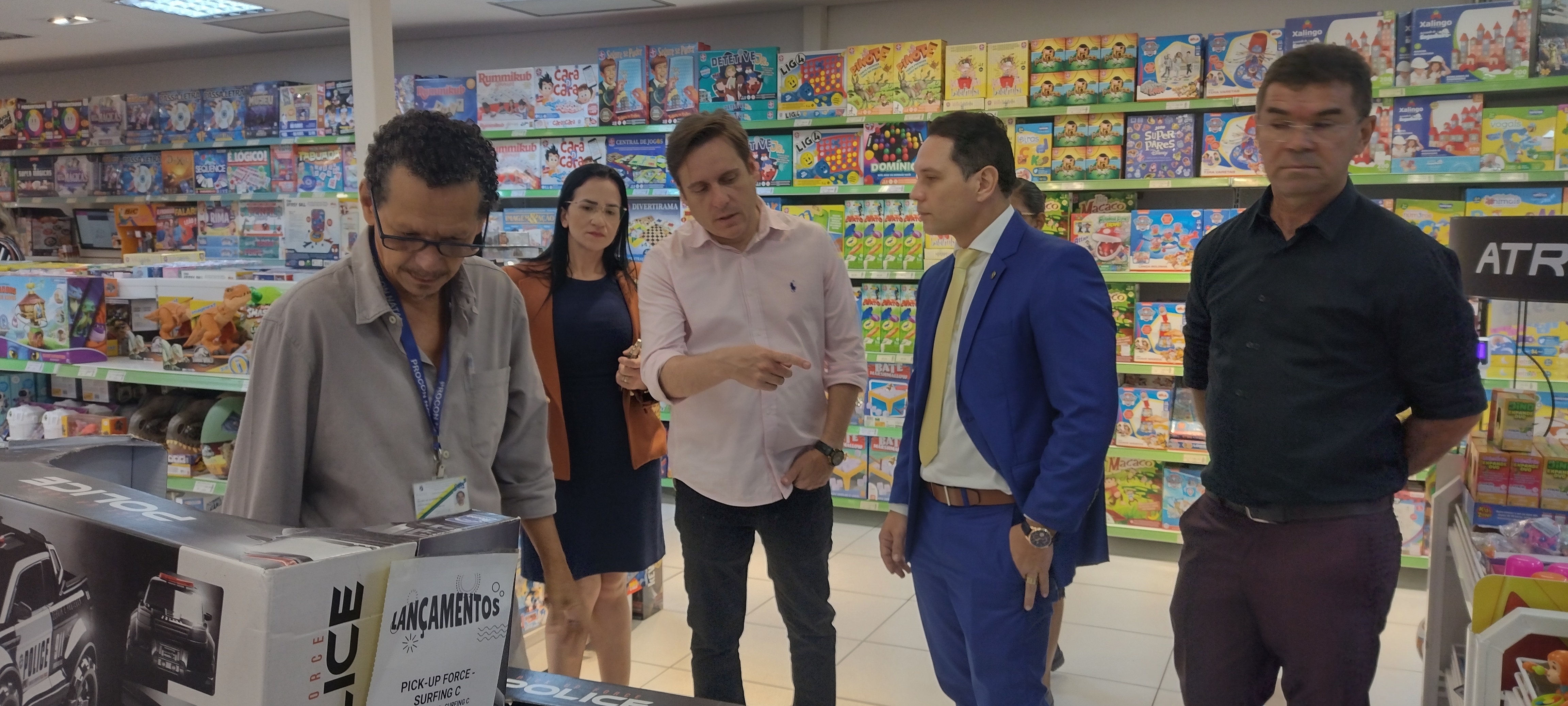 Procon Natal fiscaliza comércio varejista de brinquedos junto à Comissão de Defesa do Consumidor 
