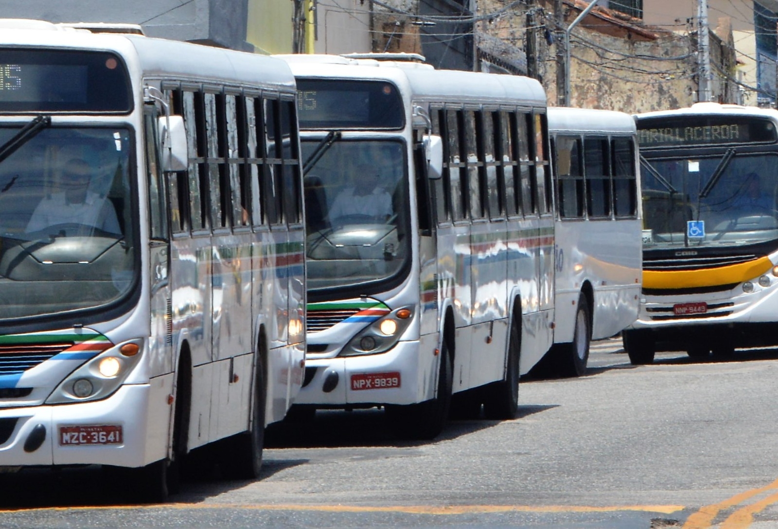 Mais 23 linhas de ônibus têm aumento de viagens a partir desta segunda-feira (13)