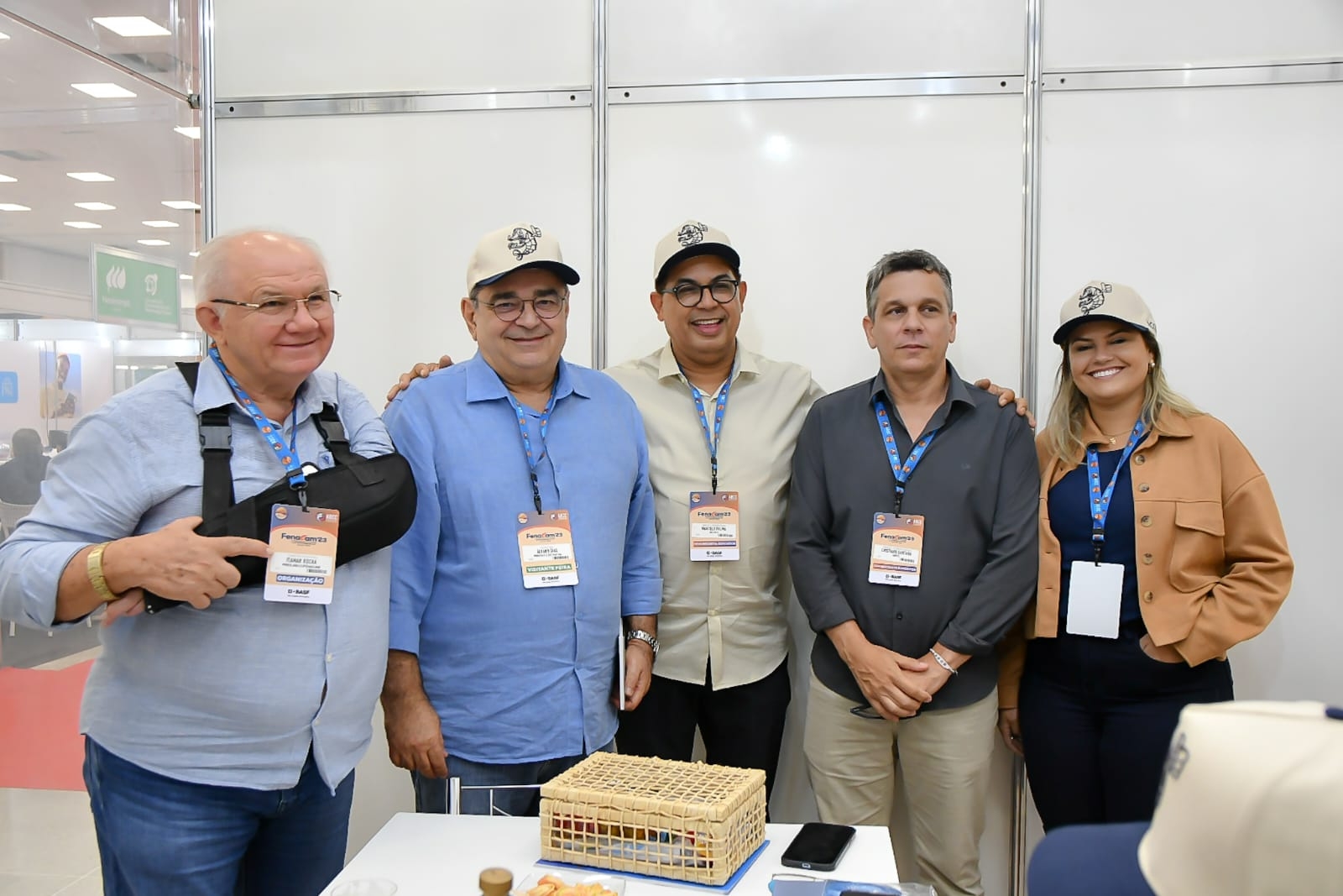 Prefeito acompanha atividades da 19ª Fenacam