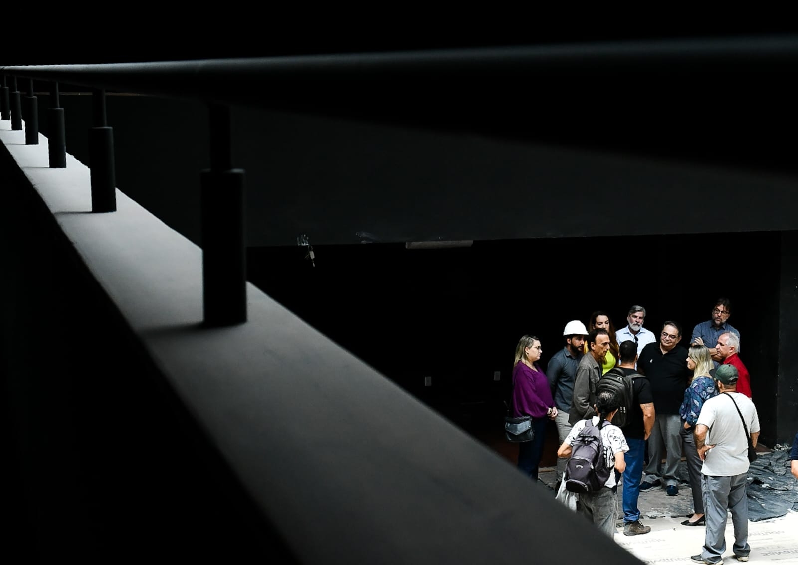 Prefeito Álvaro Dias visita as obras do Teatro Sandoval Wanderley