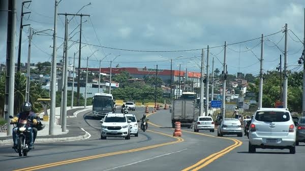 Obras na Felizardo Moura e KM 06 mudam realidade da região Oeste e ligação com a Zona Norte