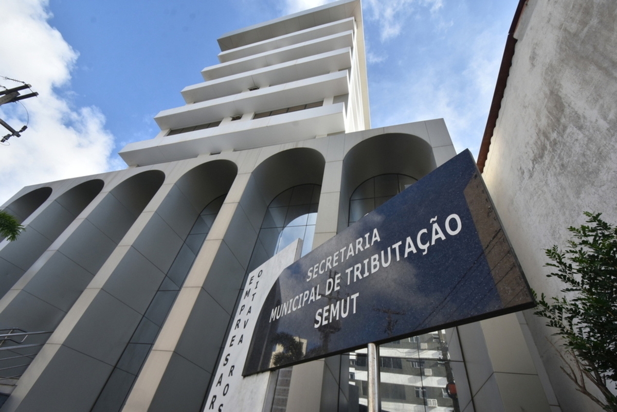 Carnês do IPTU 2025 de Natal começam a ser enviados pelos Correios