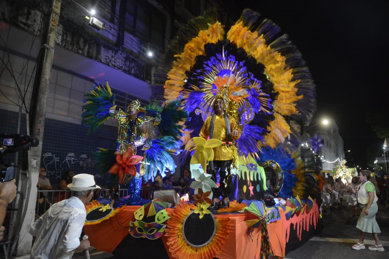Nota sobre adiamento do Desfile das Escolas de Samba