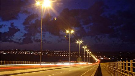 Semsur conclui ilumina&ccedil;&atilde;o da Ponte Newton Navarro