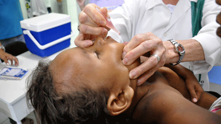  Natal realiza dia D de vacina&ccedil;&atilde;o contra a paralisia infantil 