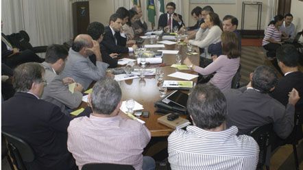 Secret&aacute;rios discutem integra&ccedil;&atilde;o de a&ccedil;&otilde;es na Prefeitura 