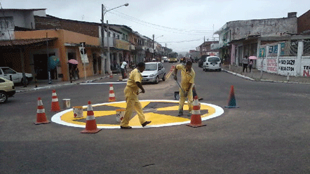 Sinaliza&ccedil;&atilde;o vi&aacute;ria do conjunto Santar&eacute;m &eacute; revitalizada