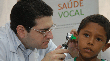 Escola Municipal Antonio Campos recebe Caravana da Sa&uacute;de Escolar