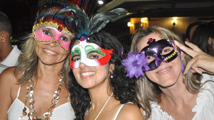 Baile de M&aacute;scaras em Petr&oacute;polis abre oficialmente carnaval 2012 em Natal